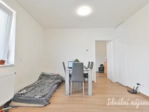 Pronájem bytu 2+kk, Brno - Židenice, Slatinská, 42 m2