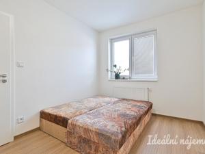 Pronájem bytu 2+kk, Brno - Židenice, Slatinská, 42 m2
