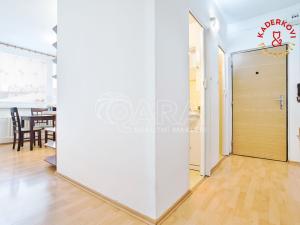 Prodej bytu 2+1, Velké Opatovice, nám. Míru, 63 m2