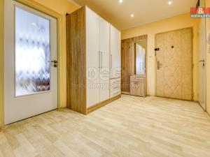 Prodej bytu 4+1, Klatovy - Klatovy III, Zahradní, 80 m2
