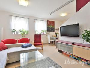 Pronájem bytu 3+kk, Brno, Čápkova, 90 m2
