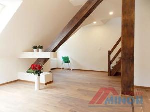 Pronájem bytu 1+kk, Slaný, Ouvalova, 62 m2