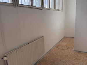Pronájem obchodního prostoru, Chomutov, Školní pěšina, 83 m2