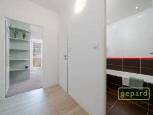 Prodej bytu 2+kk, Praha - Michle, Jemnická, 56 m2