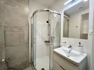 Pronájem bytu 2+kk, Praha - Vinohrady, Lublaňská, 41 m2