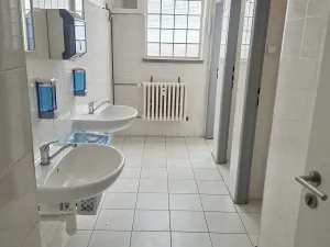 Pronájem kanceláře, Praha - Smíchov, Drtinova, 43 m2