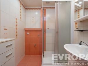 Prodej bytu 3+1, Praha - Bohnice, Zelenohorská, 65 m2