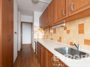 Prodej bytu 3+1, Praha - Bohnice, Zelenohorská, 65 m2