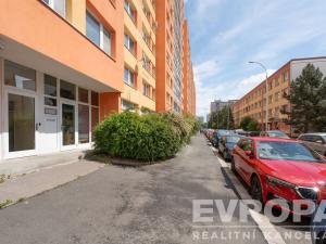 Prodej bytu 3+1, Praha - Bohnice, Zelenohorská, 65 m2