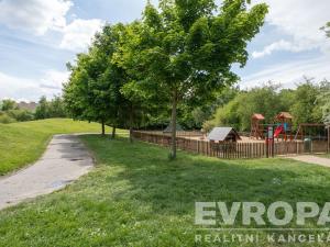 Prodej bytu 3+1, Praha - Bohnice, Zelenohorská, 65 m2