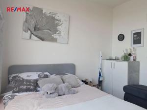 Pronájem bytu 4+kk, Praha - Troja, Glowackého, 79 m2