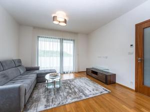 Pronájem bytu 2+kk, Praha - Jinonice, Kloudova, 58 m2