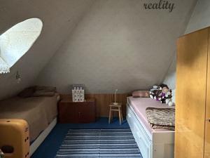 Prodej bytu 4+1, Karlovy Vary, Palackého náměstí, 93 m2
