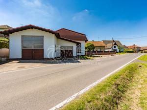 Prodej rodinného domu, Bzová, 230 m2