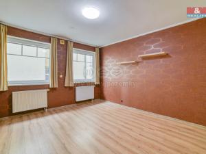 Pronájem obchodního prostoru, Mariánské Lázně, Hlavní třída, 69 m2