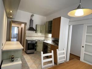 Prodej bytu 3+1, Praha - Bubeneč, Jugoslávských partyzánů, 103 m2