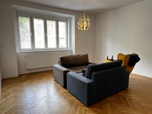 Prodej bytu 3+1, Praha - Bubeneč, Jugoslávských partyzánů, 103 m2