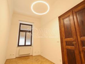 Pronájem bytu 2+1, Praha - Nové Město, Štěpánská, 63 m2