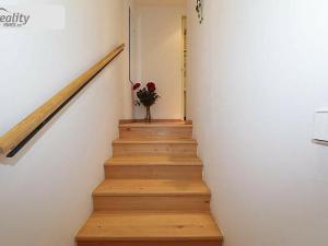 Pronájem bytu 2+kk, Praha - Vinohrady, Belgická, 34 m2