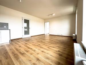 Pronájem bytu 2+kk, Praha - Vysočany, Oktábcových, 53 m2
