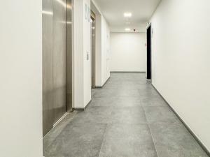Pronájem bytu 2+kk, Praha - Vysočany, Oktábcových, 53 m2