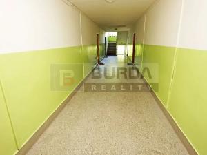 Pronájem bytu 1+1, Neratovice, 28 m2