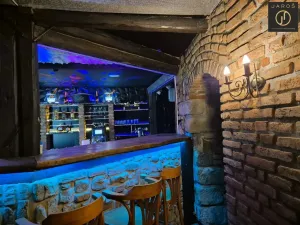 Pronájem obchodního prostoru, Petrovice, 450 m2