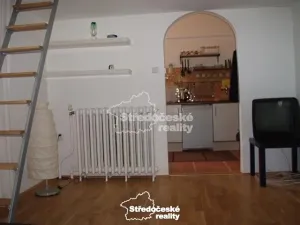 Pronájem bytu 1+kk, Praha - Holešovice, U Pergamenky, 28 m2