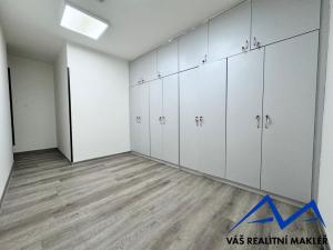 Pronájem výrobních prostor, Ostrava, Výhledy, 300 m2