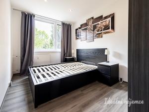 Pronájem bytu 2+kk, Praha - Letňany, Kopřivnická, 42 m2