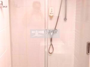 Pronájem bytu 2+kk, Praha - Holešovice, Strojnická, 56 m2