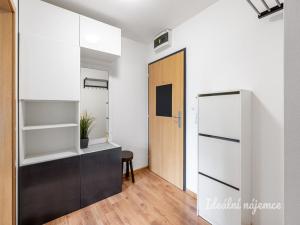 Pronájem bytu 2+kk, Hostivice, Žitná, 44 m2