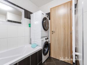 Pronájem bytu 2+kk, Hostivice, Žitná, 44 m2