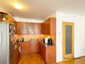 Pronájem bytu 2+kk, Praha - Smíchov, Karla Engliše, 64 m2