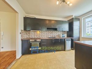 Prodej bytu 3+1, Trutnov - Horní Staré Město, Dlouhá, 100 m2