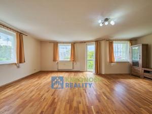 Prodej bytu 3+1, Trutnov - Horní Staré Město, Dlouhá, 100 m2