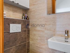 Pronájem bytu 3+kk, Praha - Ďáblice, Ďáblická, 83 m2