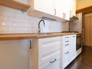 Prodej bytu 2+kk, Praha - Košíře, Pod Kavalírkou, 44 m2
