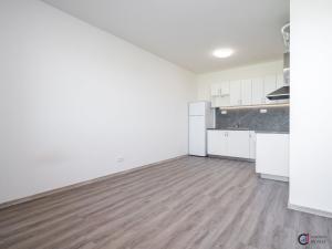 Pronájem bytu 2+kk, Dašice, U Kasáren, 55 m2