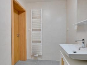 Pronájem bytu 1+kk, Hranice - Hranice I-Město, Jiřího z Poděbrad, 26 m2