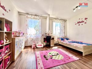 Prodej bytu 4+1, Velešín, Sídliště, 78 m2