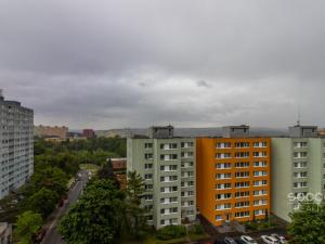 Pronájem bytu 4+1, Praha - Bohnice, Feřtekova, 82 m2