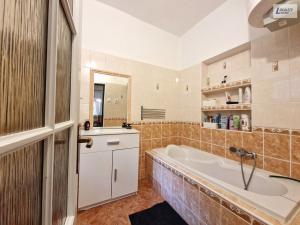 Prodej rodinného domu, Tochovice, 251 m2