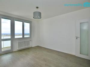Pronájem bytu 2+kk, Praha - Troja, Na Šutce, 56 m2
