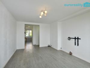 Pronájem bytu 2+kk, Praha - Troja, Na Šutce, 56 m2