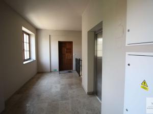 Prodej bytu 3+kk, Karlovy Vary, Rumunská, 119 m2