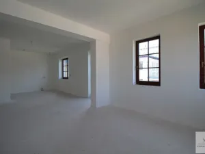 Prodej činžovního domu, Karlovy Vary, Rumunská, 1336 m2