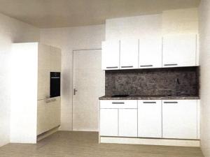 Prodej bytu 1+kk, Praha - Háje, Sochorcova, 32 m2