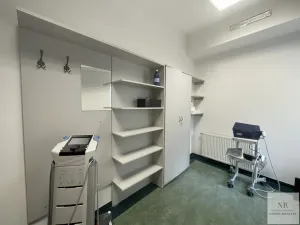Pronájem obchodního prostoru, Karlovy Vary, Divadelní náměstí, 200 m2