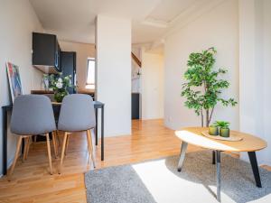 Prodej bytu 3+kk, Praha - Řepy, Čistovická, 63 m2